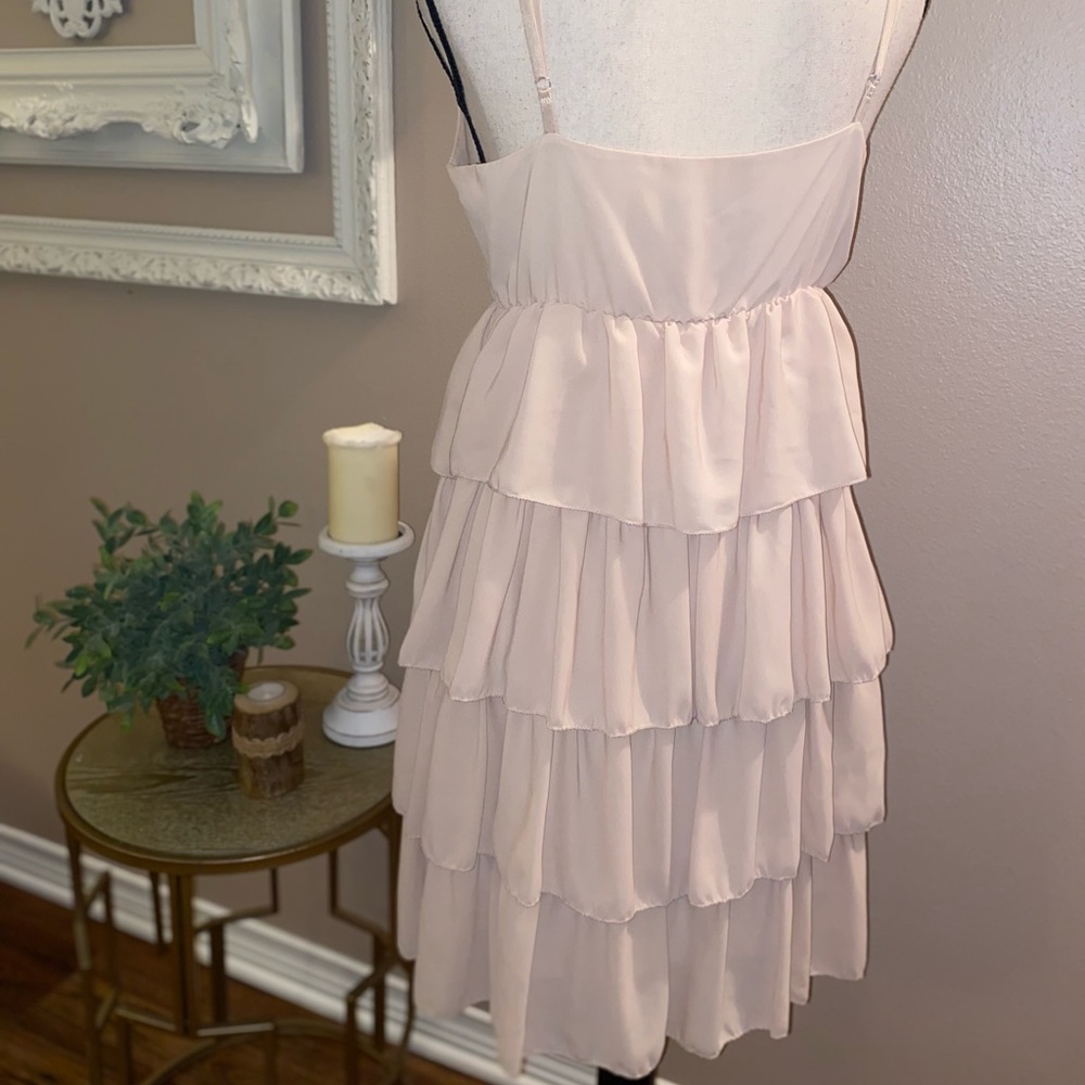 NEW COLLECTION CREAM RUFFLE DRESS - Picture 4 of 8